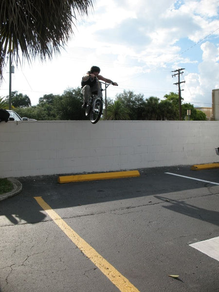 Go Ape, Tom V's new whip