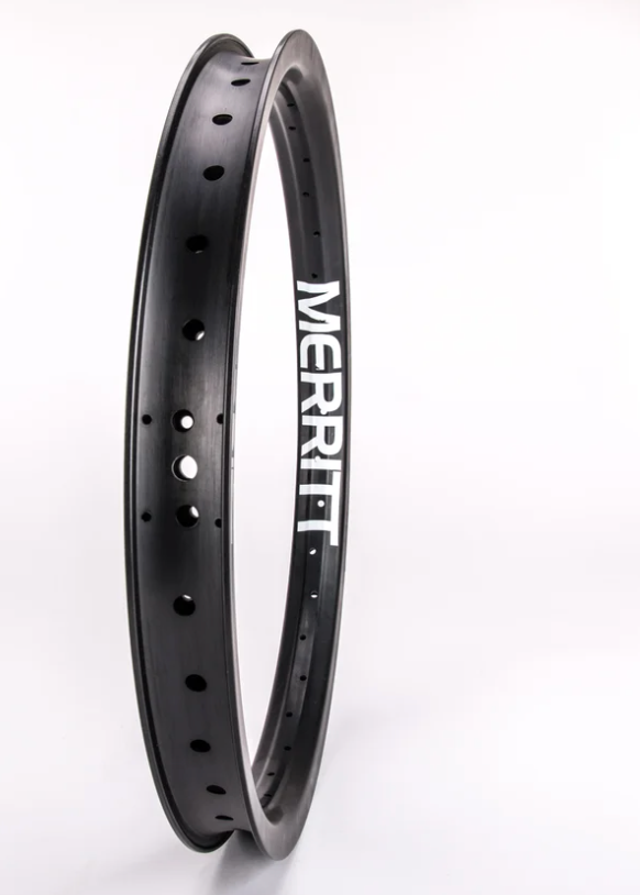 MERRITT BLACK RIM