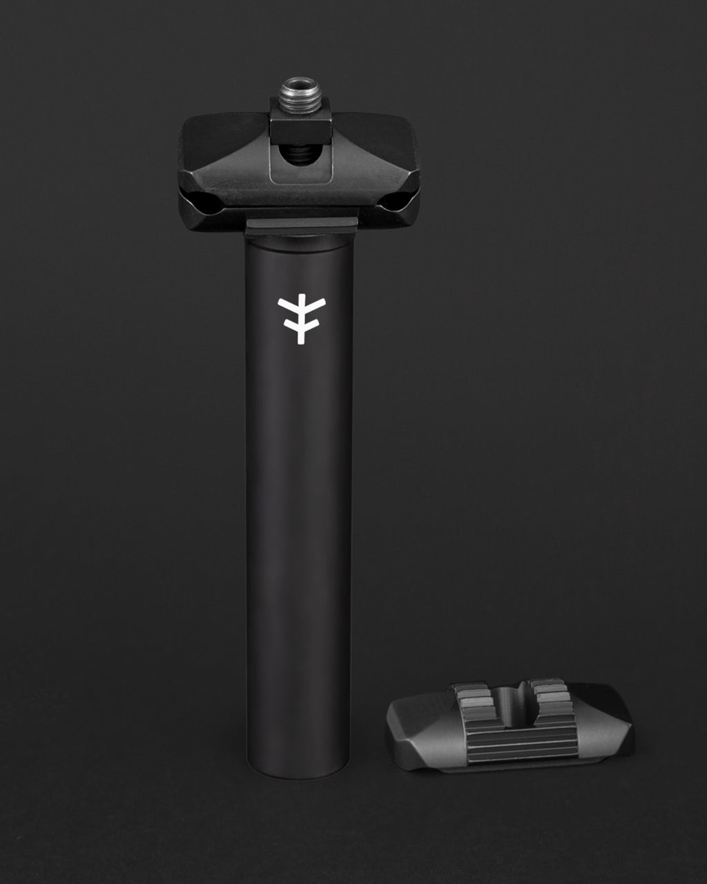 SEATPOSTS PIVOTAL, STEALTH PIVOTAL, AND RAILED